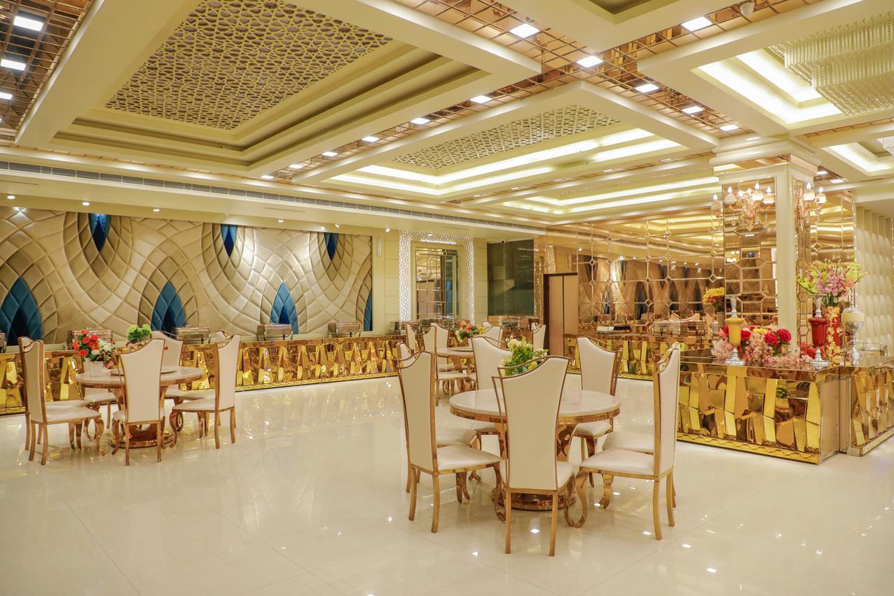 The Grand Parisian Hotell Delhi  Exteriör bild