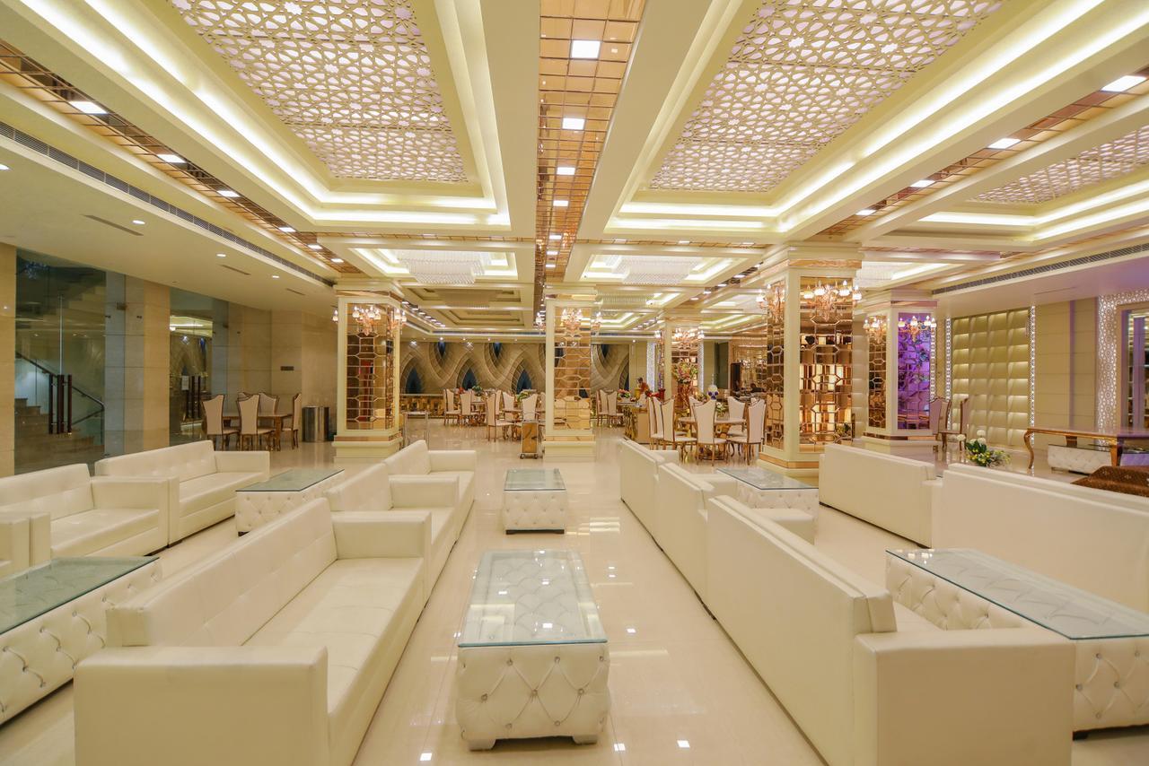 The Grand Parisian Hotell Delhi  Exteriör bild