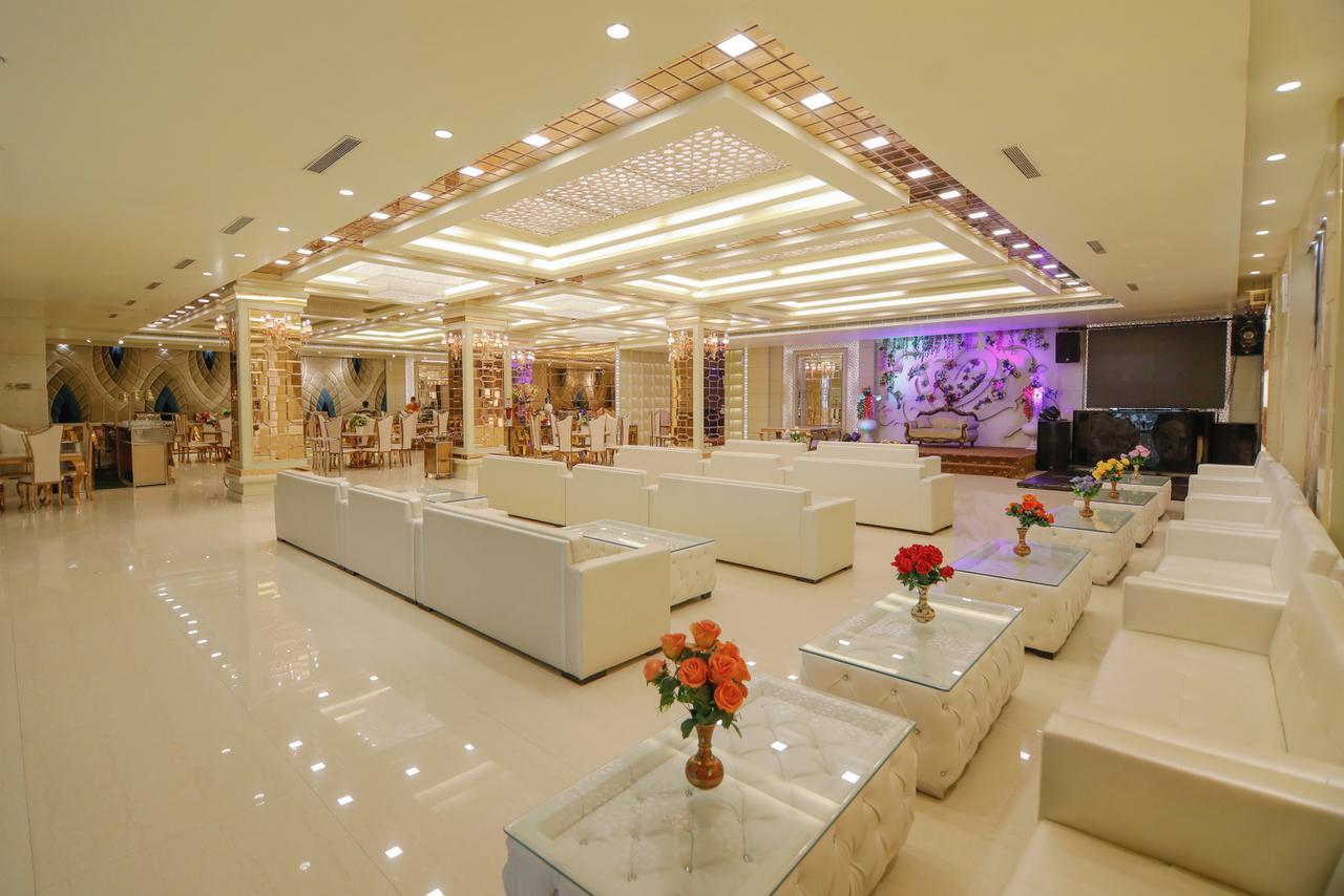 The Grand Parisian Hotell Delhi  Exteriör bild